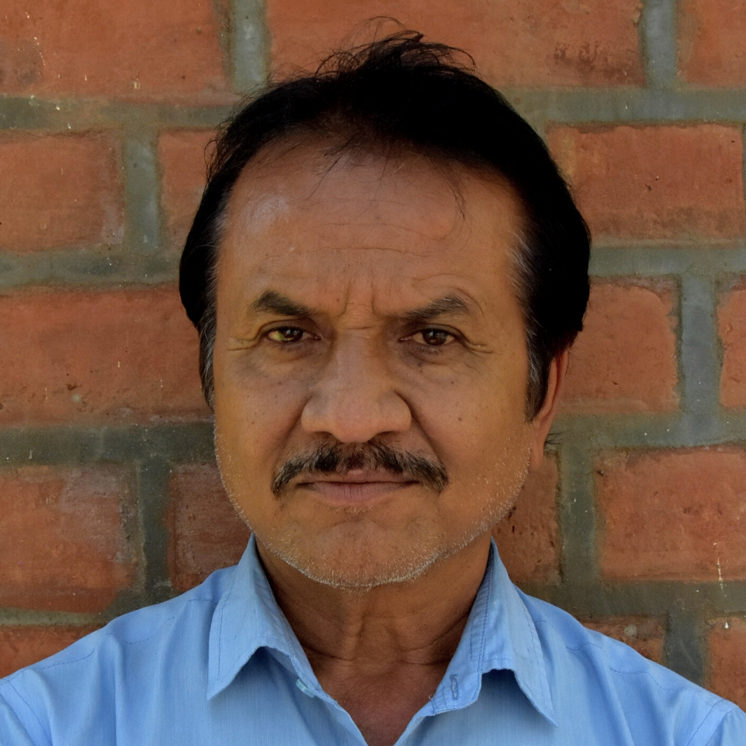 Ishwarbhai Ganatra – Admin Manager